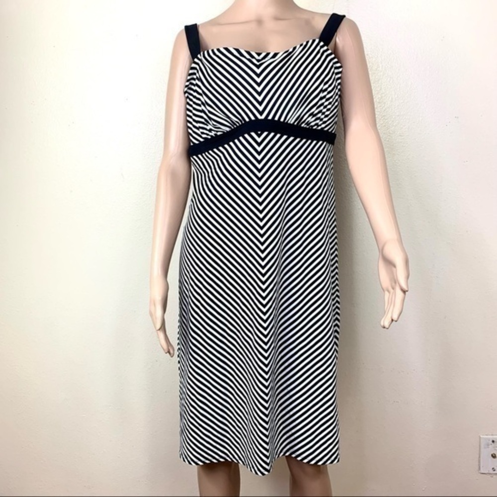 Athleta Women’s Dress Sleeveless Sz 40D